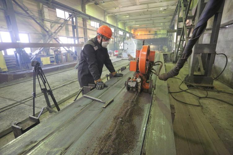 Работники Ремнотно-механического завода Гайского ГОКа отмечают День машиностроителя