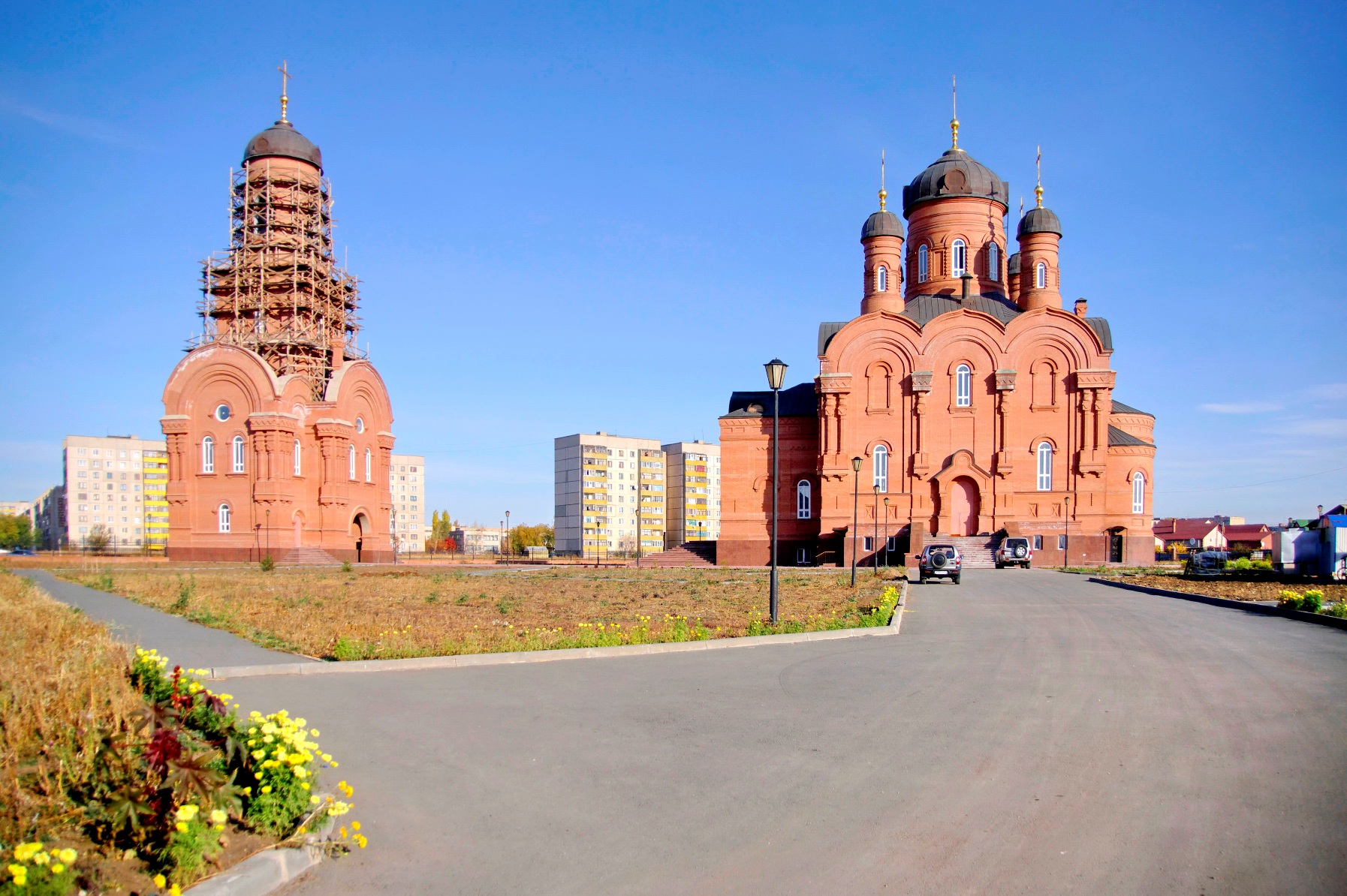 Храм в честь св. пр. Иоанна Кронтшадтского в Гае.jpg Храм в честь св. пр. Иоанна Кронтшадтского в Гае.jpg